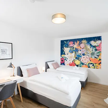 Апартаменти Stadtrand Oase Mit Balkon Карлсруе