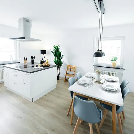 Stadtrand Oase Mit Balkon Апартаменти Карлсруе